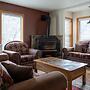 Alpenglow Three Bedroom Two Bath XL A17
