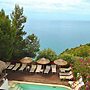 Villa Giulia Resort With Private Pool and Stunning sea Views