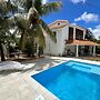 Xanadu Beach Villa 1 Min Walk To The Beach
