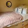 Shepherdshut-cotswolds-petfriendly-woodburner