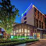Holiday Inn Express Wuxi East Station by IHG