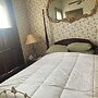 1873 Victorian Rose B & B