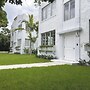 Beach Haus Design District