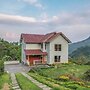 Moving Mist Villa
