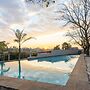 ANEW Hotel & Convention Centre OR Tambo