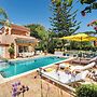 4 Bedrooms Private Pool Close To All Amenities