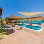 3br2ba Great Location Private Pool Amenities