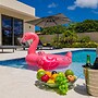New Designer Villa King Beds Pool Near Beach