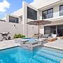 NEW Lux 4BR Villa w Private Pool Walk to Beach
