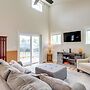 Peaceful Hendersonville Home < 2 Mi to Main St!