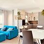 Modern and Peaceful Apartment With Balcony