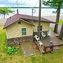 Wisconsin Lakeside Cottage w/ Deck, Views