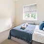 Elvetham Rise Apartment By REDWOOD STAYS