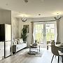 Apricot House- Cozy 2 Bedroom House in Birmingham