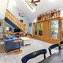 Waterfront w/ Kayak's, Sup's and Ping Pong Table!