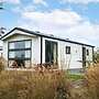 Nice Chalet With Microwave, Near the Veluwemeer