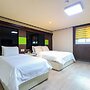 FromH J Hotel Osan