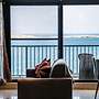Stunning Seaviews Prime Location Lovely Home