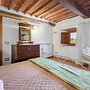 Chiara House In Galenda