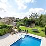 Tranquil Retreat at Oak Lodge - Swimming Pool