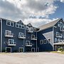 Boardwalk Hotel on Lake Anna by Kasa