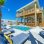 Frisky Flip Flopper by Avantstay Pool + Views