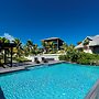 Island Escape: Secluded Beachfront Cottage With Pool