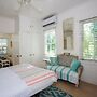 Island Serenity: Charming Watercolor Cottage Near Beach
