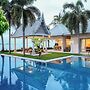 Miskawaan Beachfront Villas