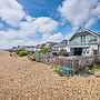 Beachfront House With 2 Kayaks Sleeps 8