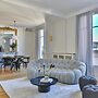 Design Passy Terrace 2 Bedroom Apt With Balcony in Paris