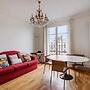 Bright Etoile Bright 2 bed Close to Eiffel Tower Arc the Triomphe et C