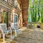 Pet-friendly Lavonia Cabin, Walk to Lake Hartwell!