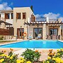 Aphrodite Hills Junior J032