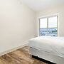 3BR Lakeside Penthouse Retreat