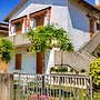 Cosy Apartment 200m From the sea