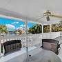Beautiful Water Views From Every Room In The House 3 Bedroom Home by R