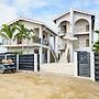 NEW 3 Story 4-bed Waterfront Villa w Sunset Views