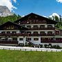 HOTEL MAE'