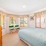 Hidden Gem Getaway in Dunsboroughs Heart