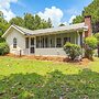 Charming Country Home w/ Yard - 14 Mi to Ole Miss!