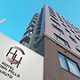 HOTEL CROWNHILLS NARUTO