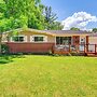 Charming Ann Arbor Getaway w/ Deck: Near Downtown!
