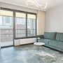 Elegant Apartment for 4 by Renters
