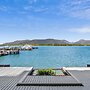 Reef - Waterfront City Pool Sauna Gym