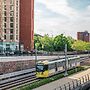 Manchester Terrace Retreat-cinema & Free Parking
