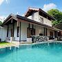 Thaprobana Villa Tangalle Private Villa