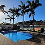 Palm Tree Lodge & Backpackers