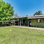 Hot Tub & Horse Boarding on 3 Acres in Redding!
