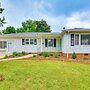 'dogwood Cottage' w/ Fireplace: 1 Mi to University